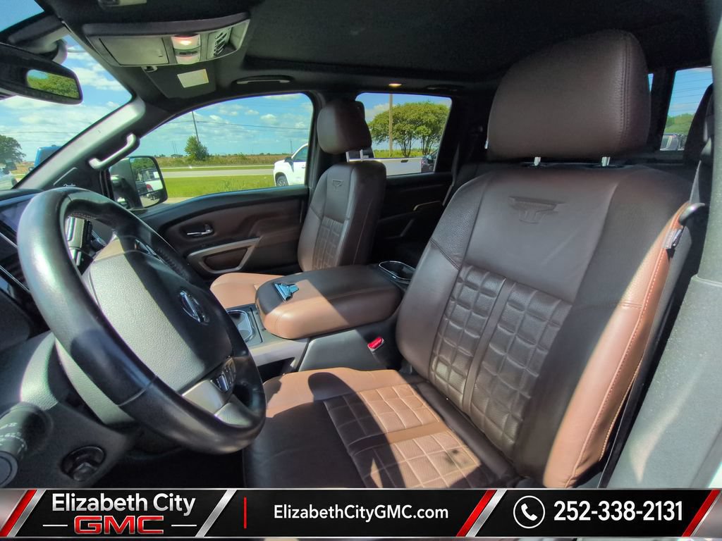 Used 2022 Nissan Titan Platinum Reserve w/ Moonroof Package AWD/4WD image 18