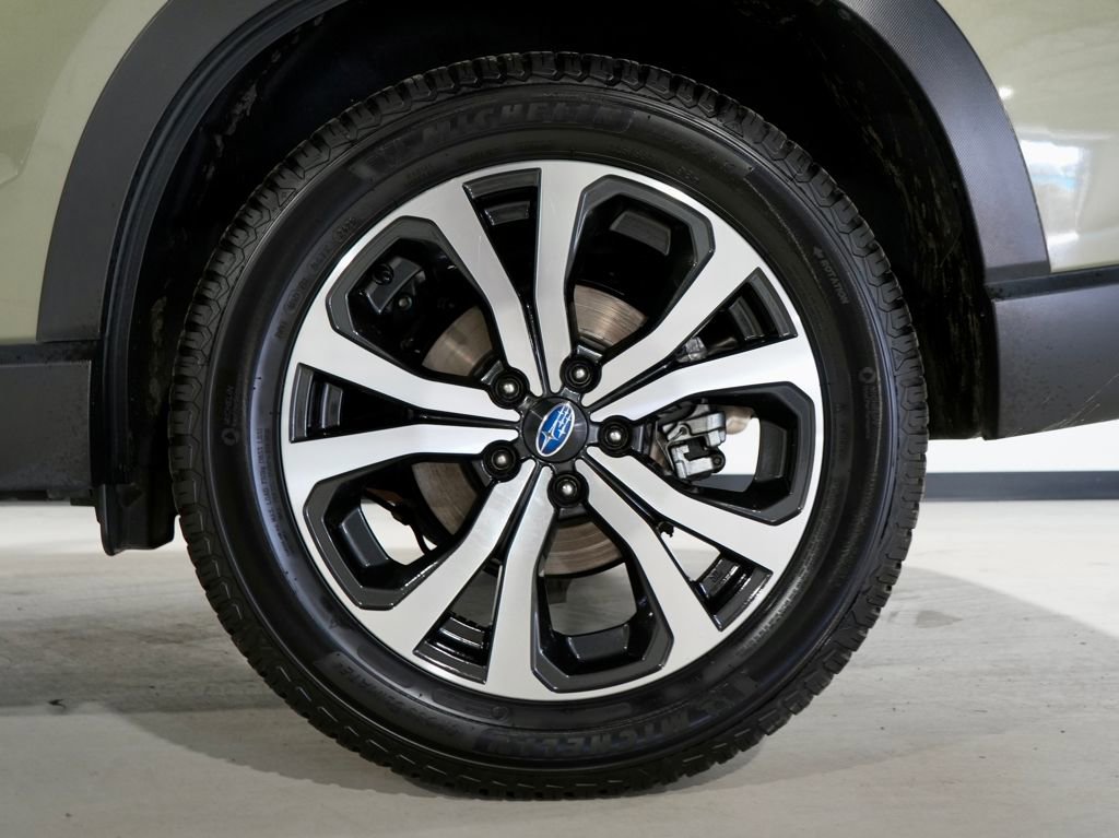 Used 2020 Subaru Forester Limited w/ Popular Package #3 image 34