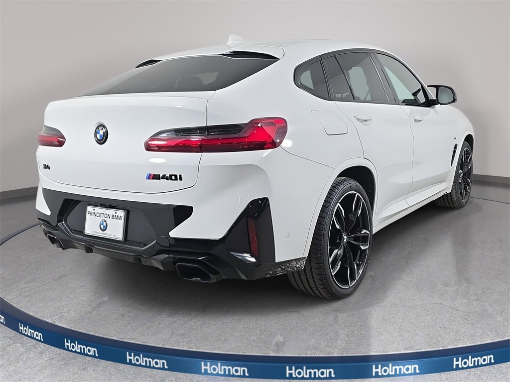 Certified 2024 BMW X4 M40i image 5