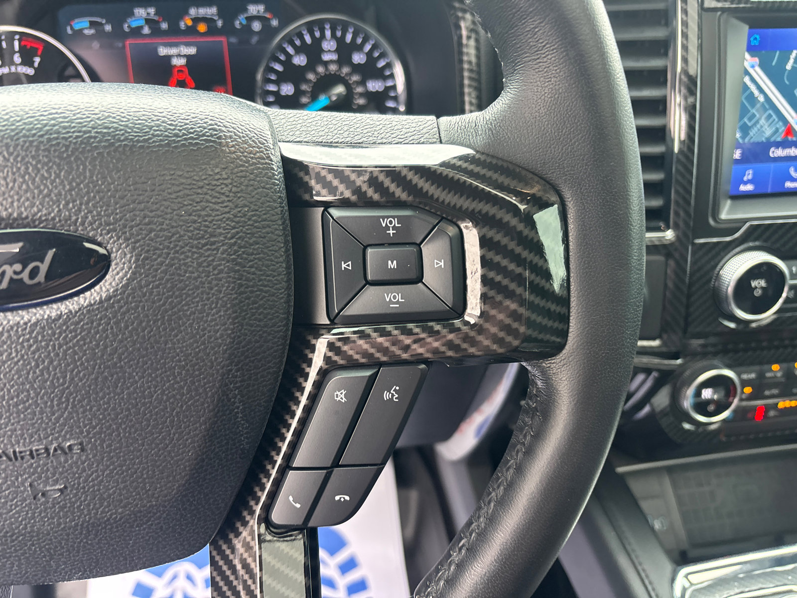 Used 2021 Ford Expedition XLT image 19