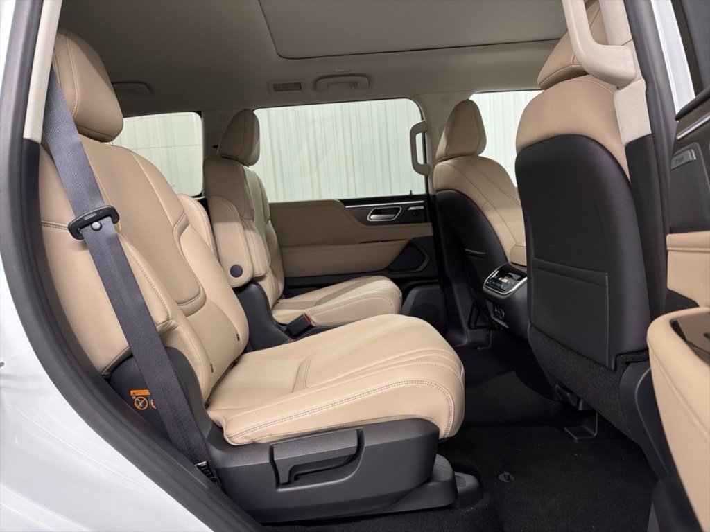 New 2026 INFINITI QX80 Pure image 25