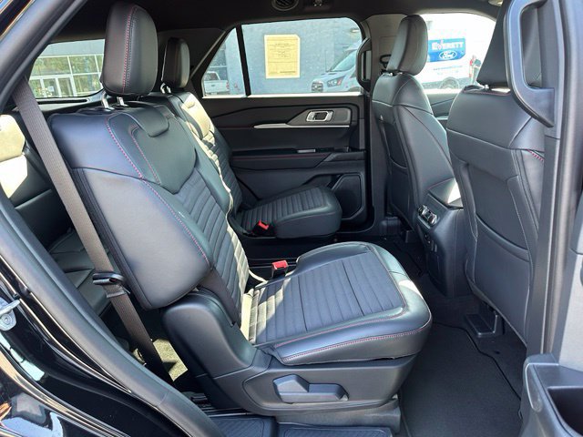 New 2027 Ford Explorer ST-Line AWD/4WD image 10