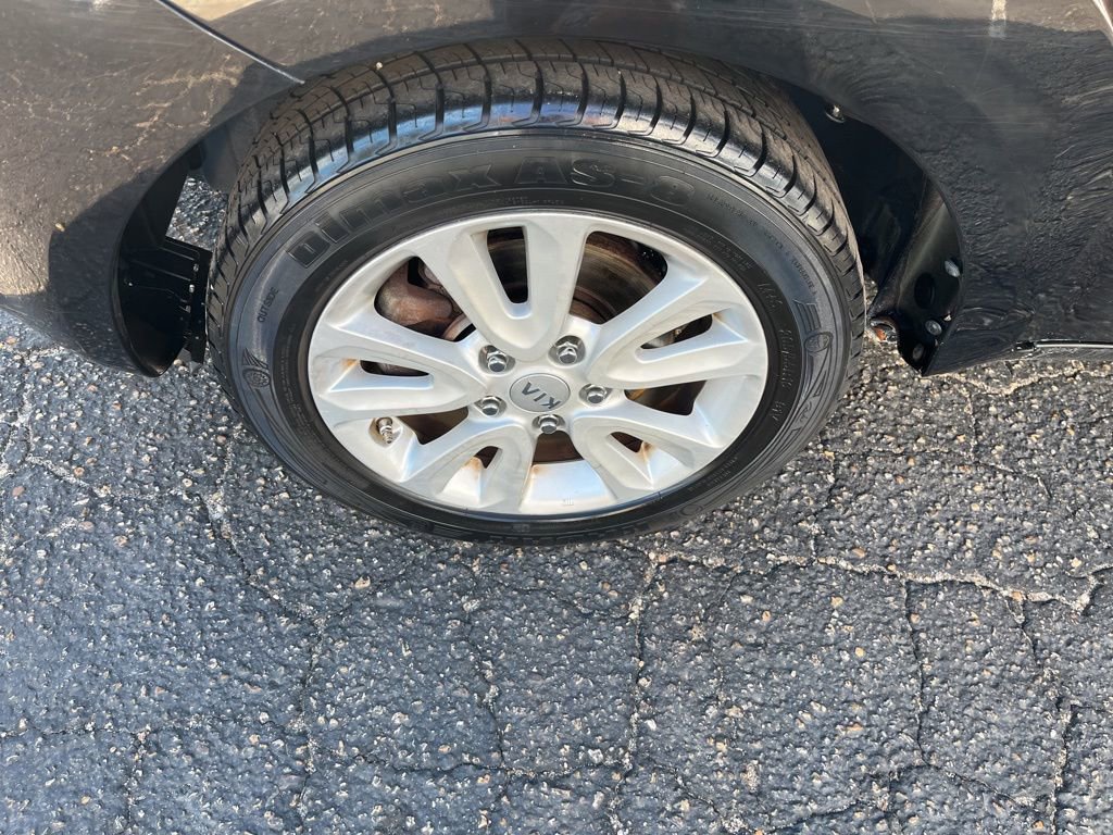 Used 2013 Kia Soul image 29