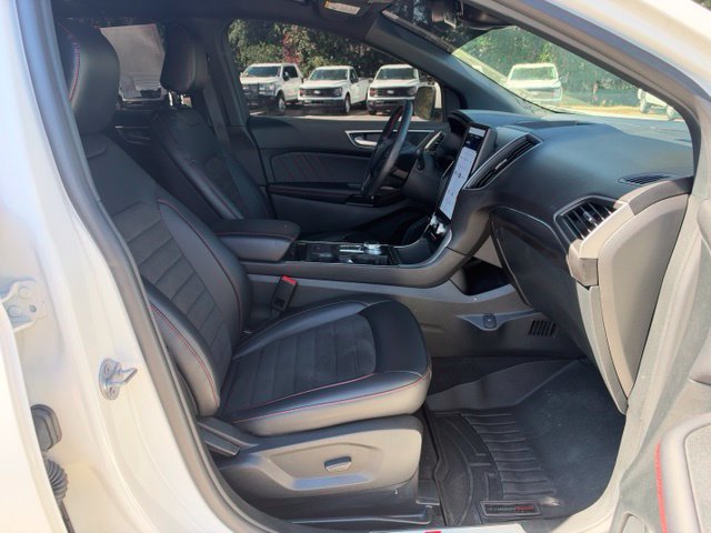 Used 2024 Ford Edge ST-Line AWD/4WD image 11
