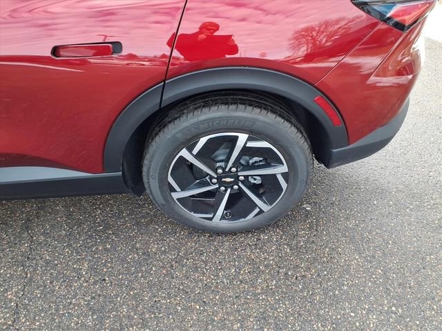 New 2026 Chevrolet Equinox EV LT image 21