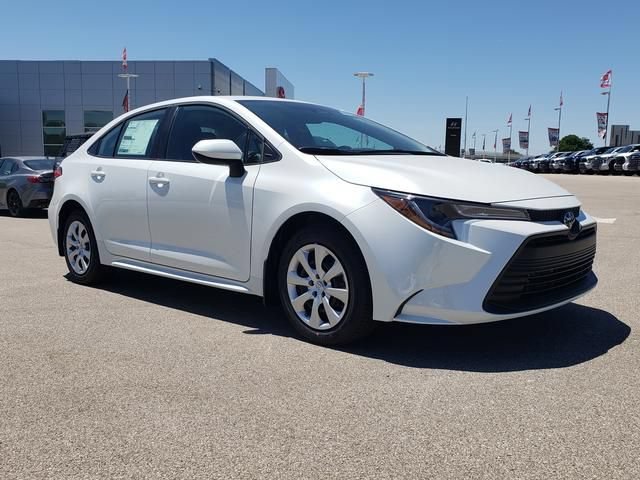 New 2026 Toyota Corolla LE FWD image 3