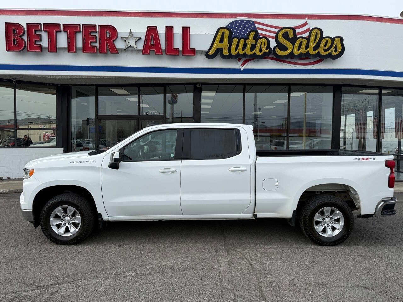Used 2022 Chevrolet Silverado 1500 LT w/ Work Truck Package image 4