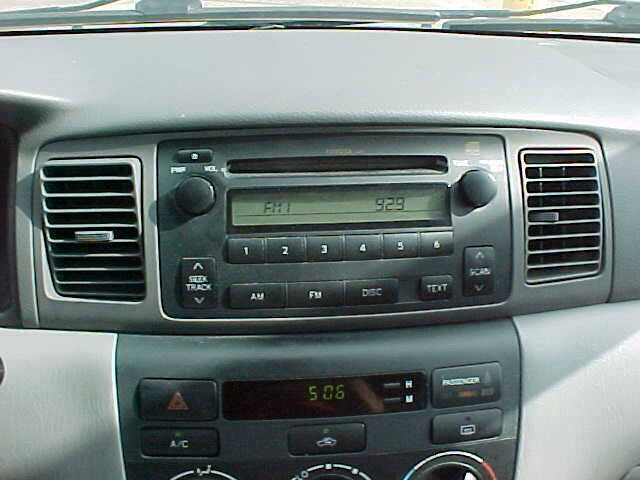 Used 2005 Toyota Corolla LE image 17