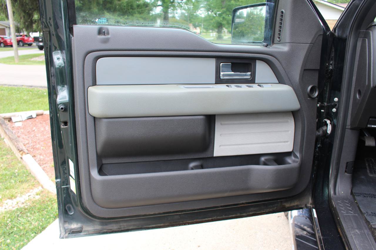 Used 2014 Ford F150 XLT w/ Equipment Group 302A Luxury AWD/4WD image 12
