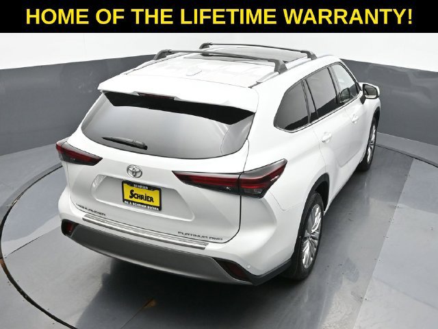 Used 2025 Toyota Highlander Platinum AWD/4WD image 59