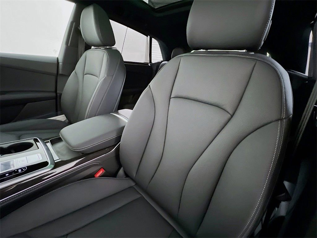 New 2026 Audi Q8 Premium Plus AWD/4WD image 11