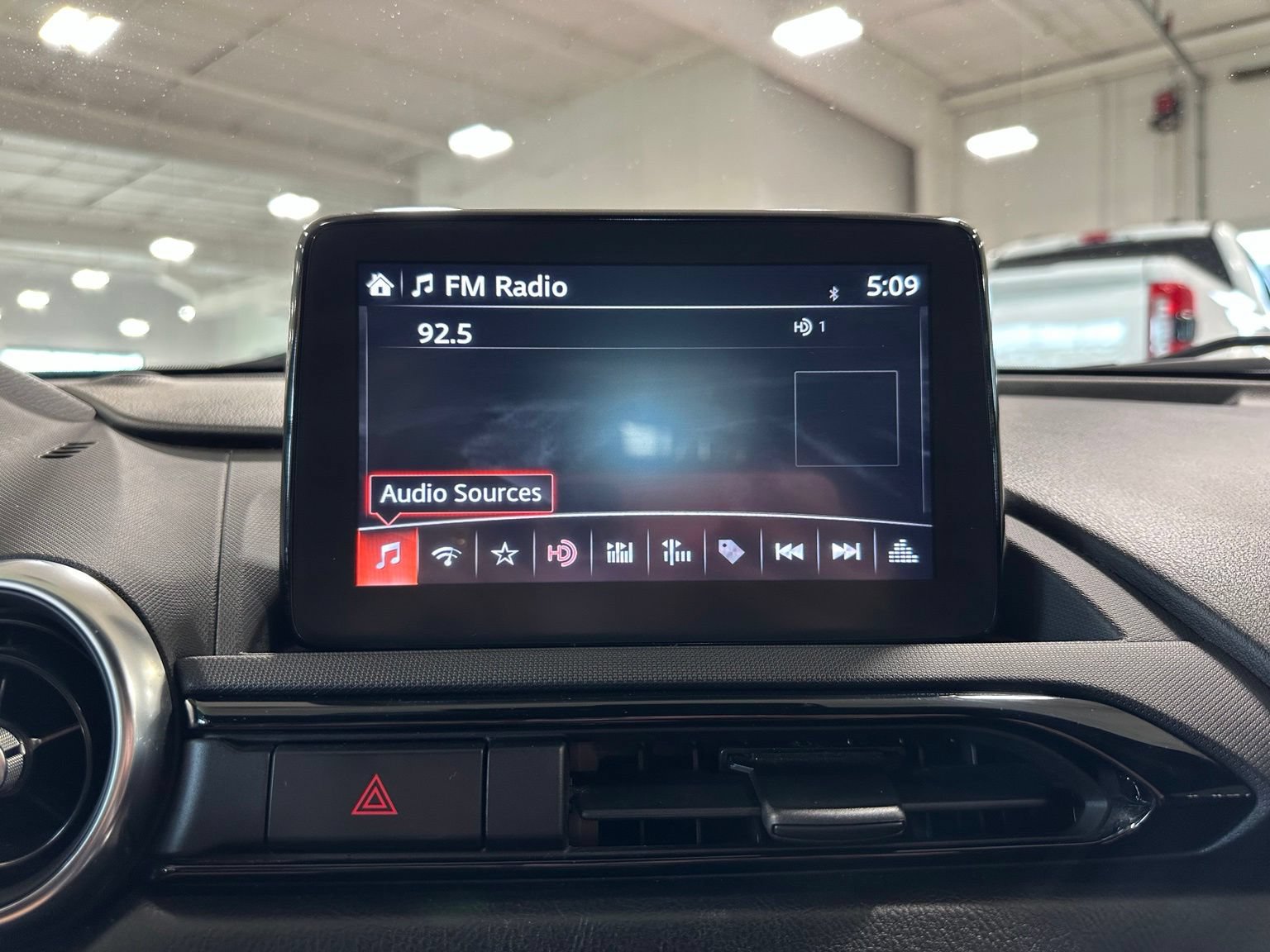 Used 2019 MAZDA MX-5 Miata RF Grand Touring RWD image 26