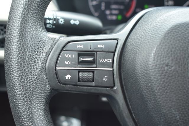 Used 2023 Honda HR-V LX image 21