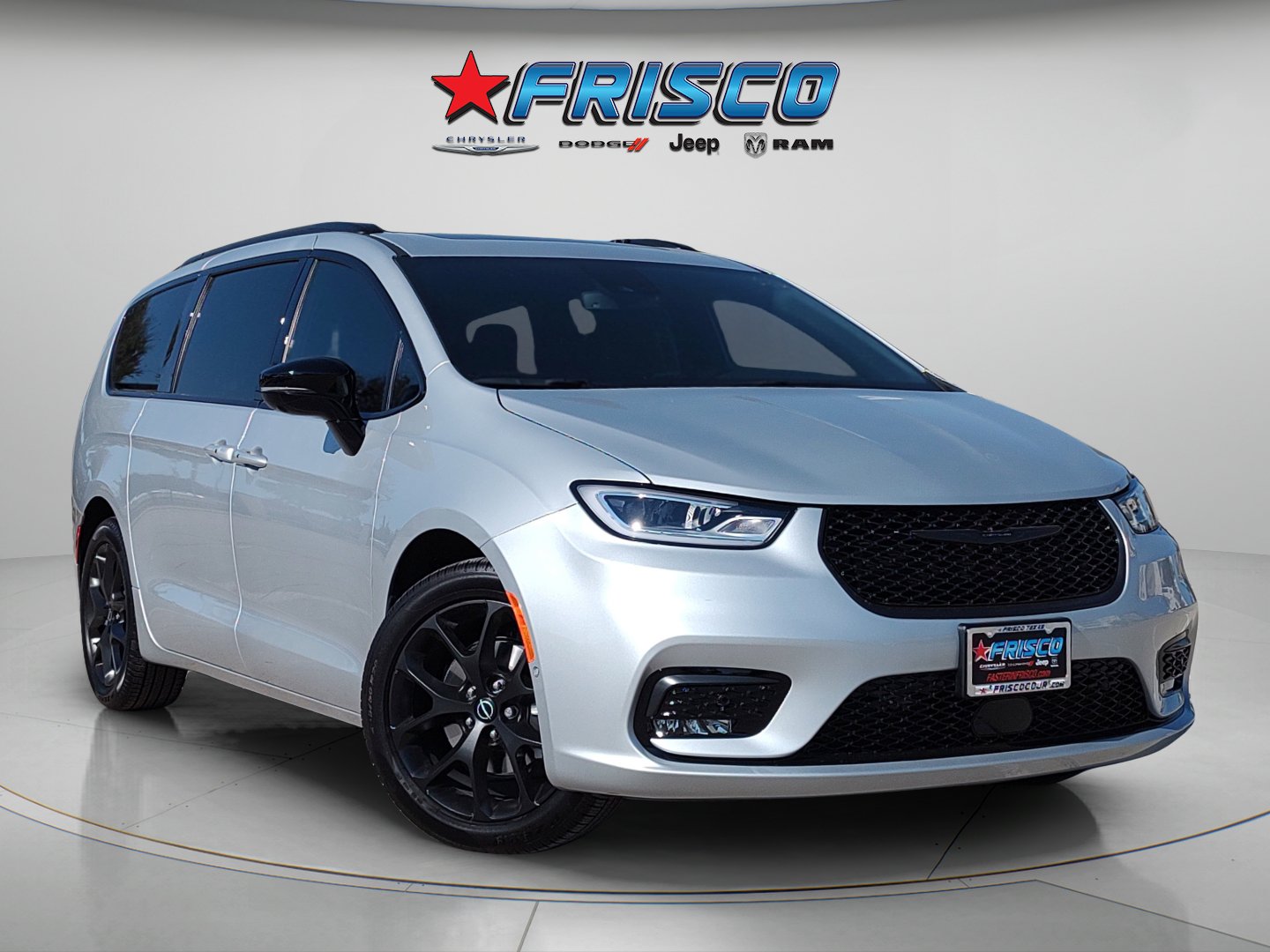 New 2026 Chrysler Pacifica Select