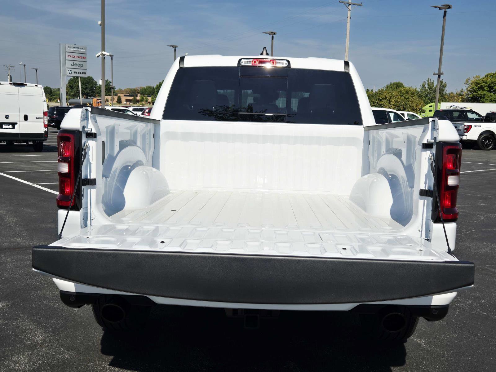 New 2026 RAM 1500 Laramie w/ Night Edition image 15