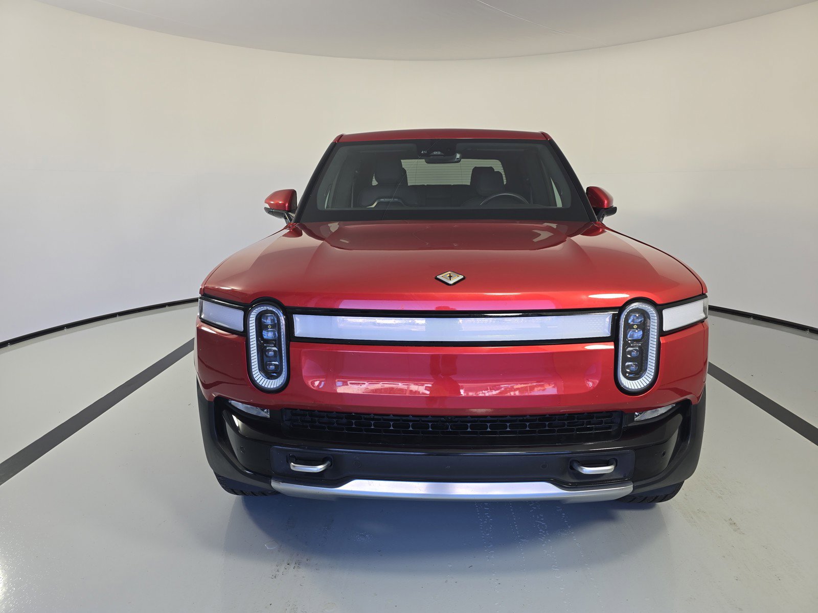 Used 2023 Rivian R1T Adventure image 8