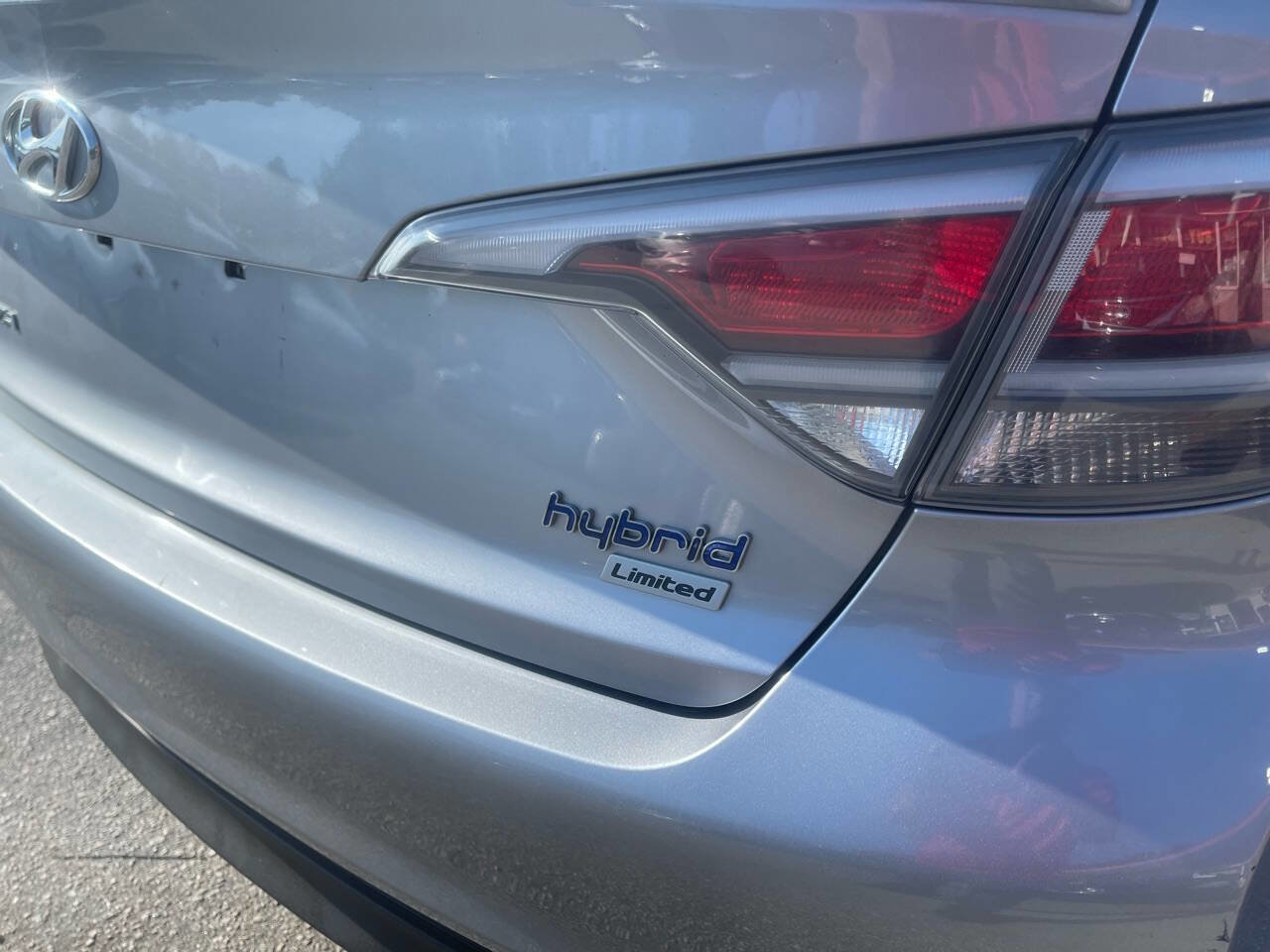 Used 2016 Hyundai Sonata Limited FWD image 10