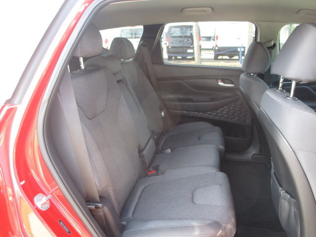 Used 2022 Hyundai Santa Fe SEL FWD image 17