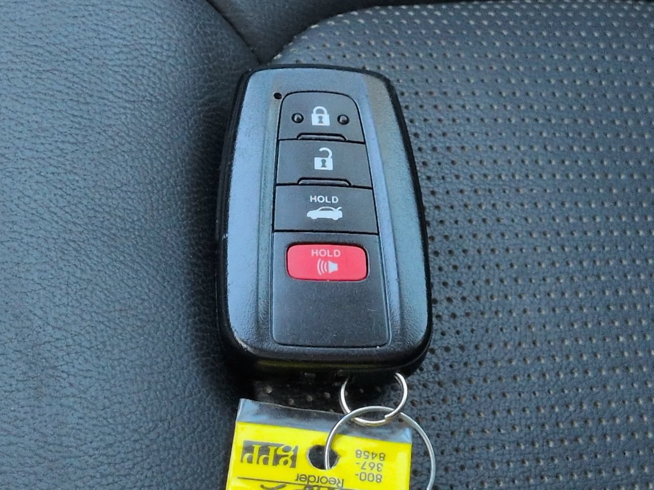 Used 2022 Toyota Camry XLE w/ Navigation Upgrade Package FWD image 29