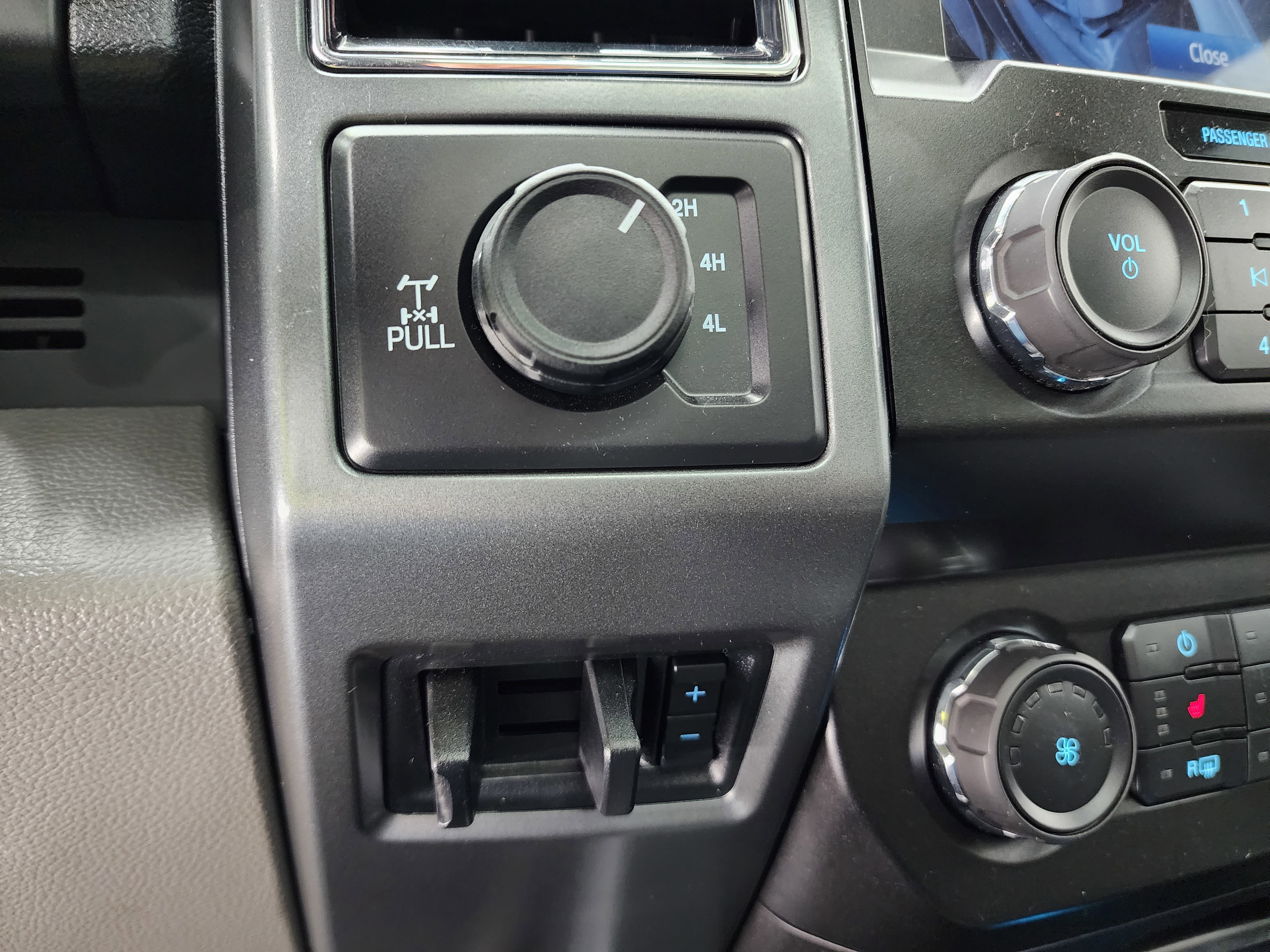 Used 2021 Ford F250 XLT w/ XLT Premium Package image 61