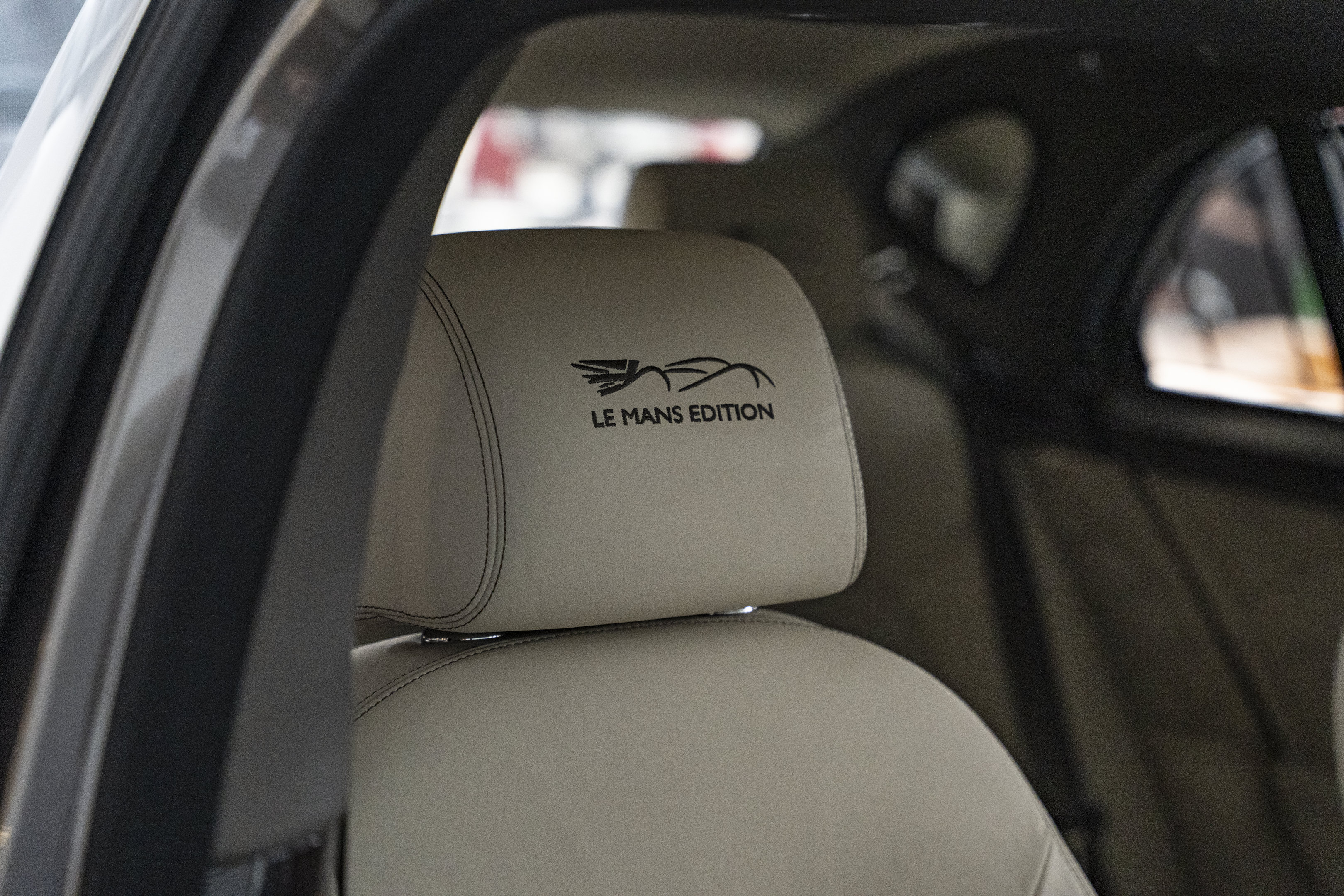 Used 2013 Bentley Mulsanne RWD image 38