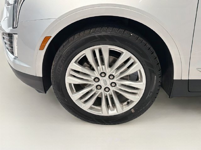 Certified 2018 Cadillac XT5 Premium Luxury FWD image 27