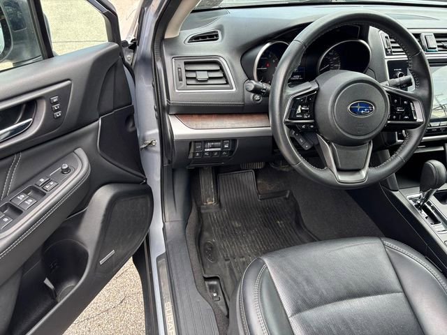 Used 2019 Subaru Outback 3.6R Limited AWD/4WD image 9