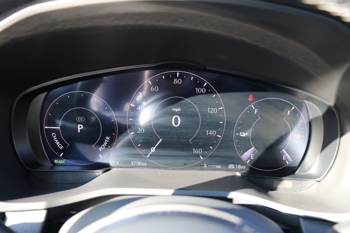 Used 2025 MAZDA CX-90 Plug-In Hybrid w/ Preferred image 33