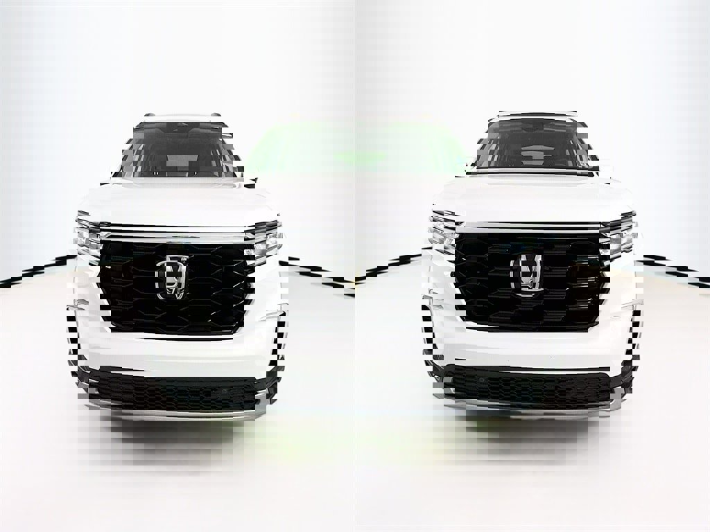 New 2025 Honda Pilot Touring image 8
