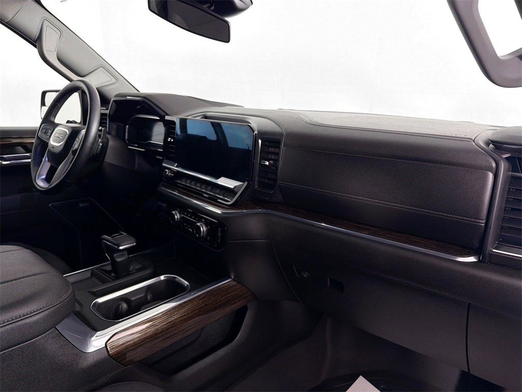 Used 2024 GMC Sierra 1500 Elevation w/ Preferred Package image 27