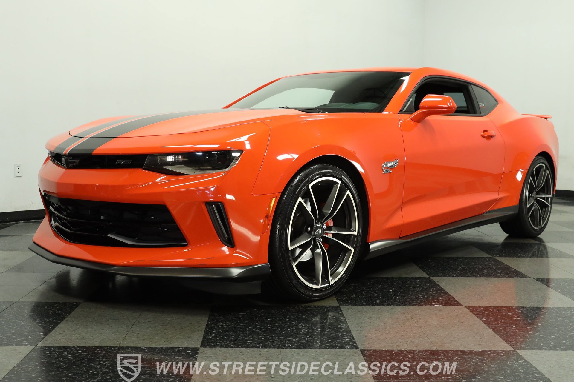 Used 2018 Chevrolet Camaro LT w/ Hot Wheels Edition RWD image 20