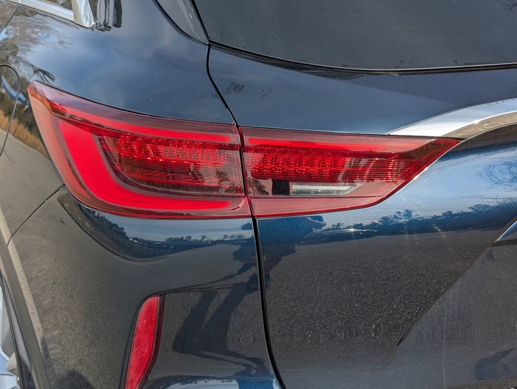 Used 2022 INFINITI QX50 Luxe w/ Cargo Package FWD image 13