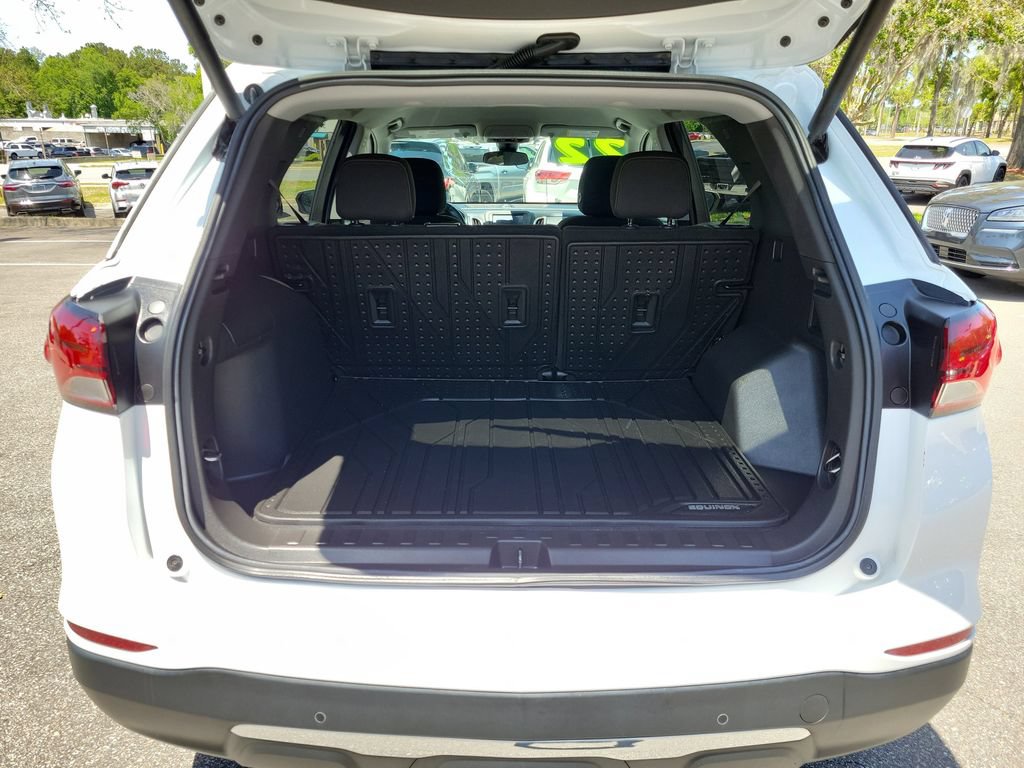 Used 2022 Chevrolet Equinox LT FWD image 9