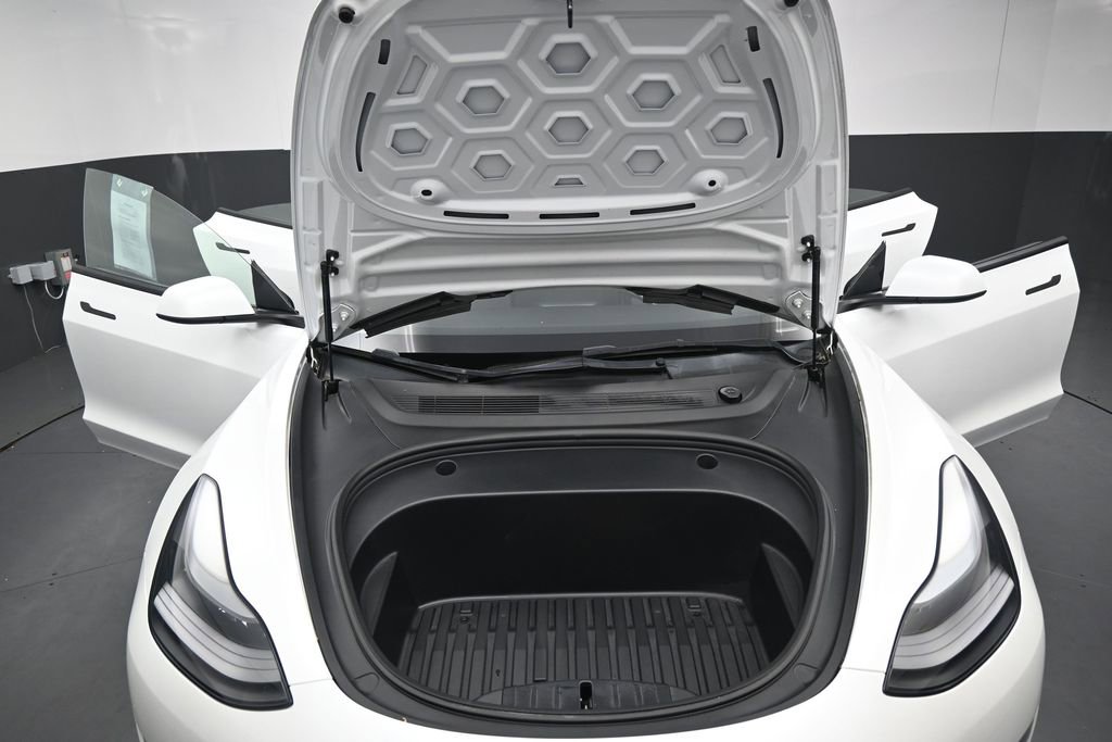 Used 2023 Tesla Model 3 Standard Range RWD image 37