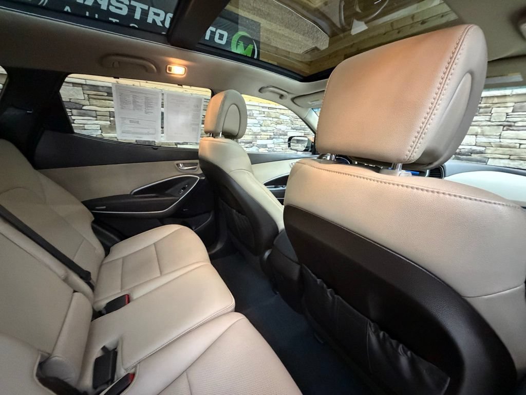 Used 2017 Hyundai Santa Fe Sport AWD/4WD image 32