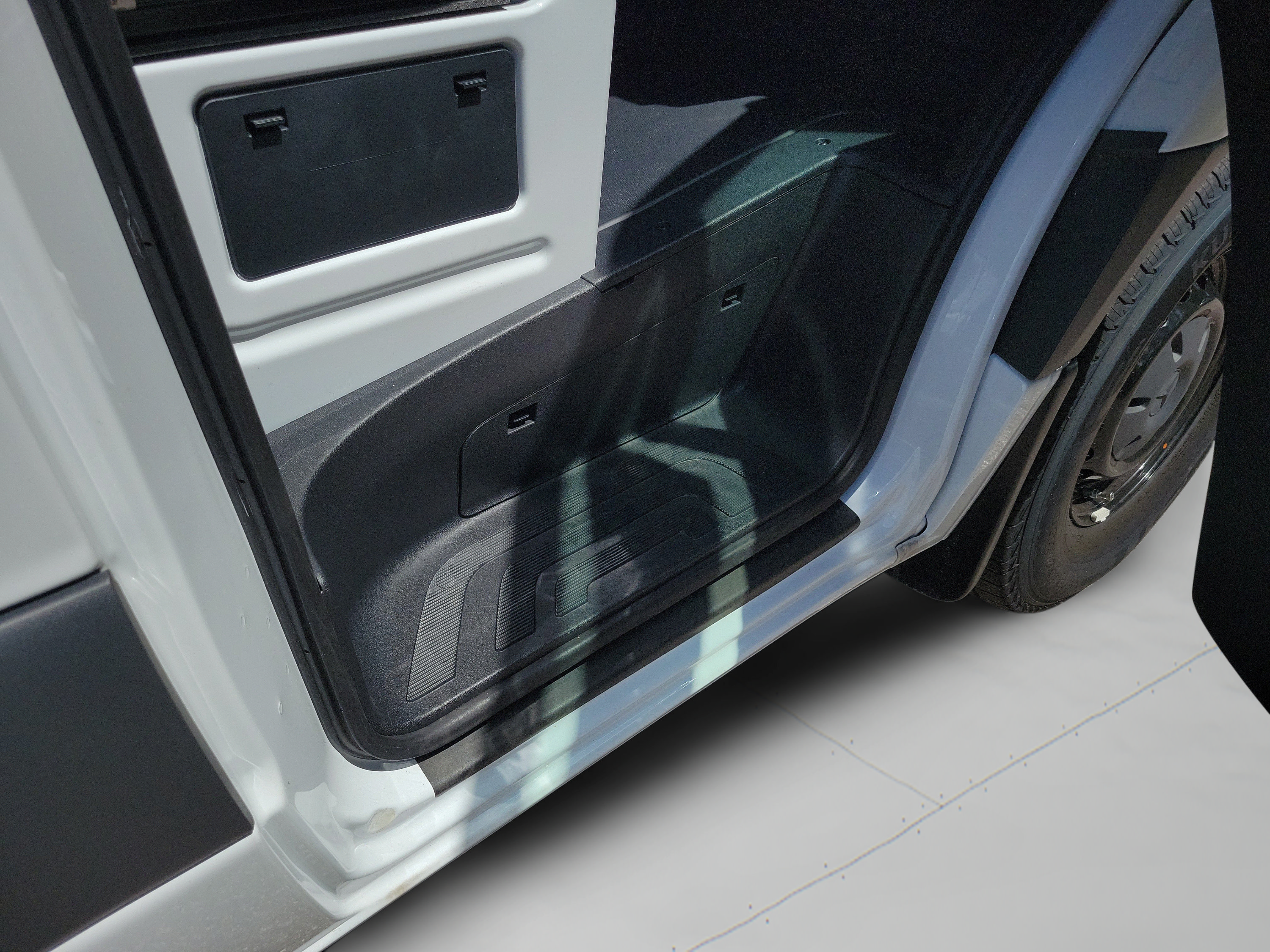 New 2025 Mercedes-Benz Sprinter 2500 image 32