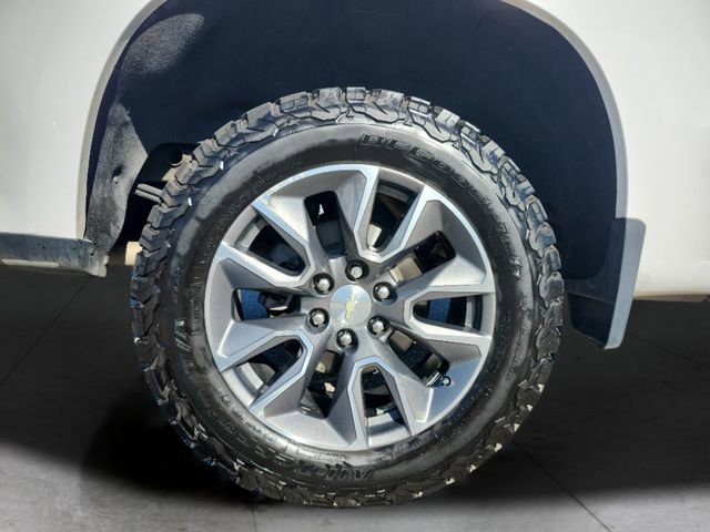 Used 2021 Chevrolet Silverado 1500 LT w/ Z71 Off-Road Package image 29