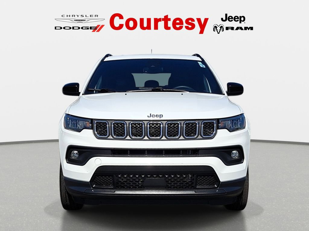 Certified 2023 Jeep Compass Latitude AWD/4WD image 10