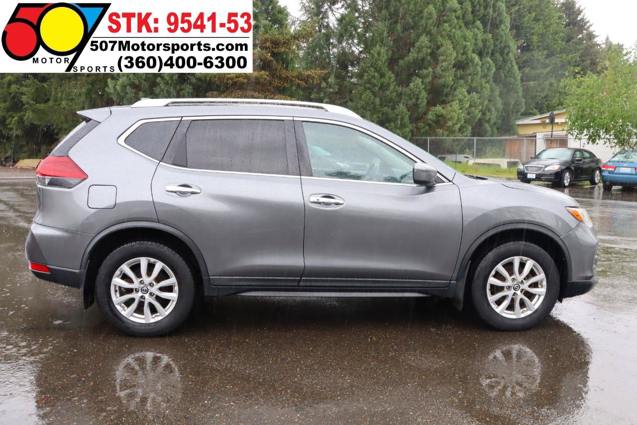 Used 2018 Nissan Rogue SV AWD/4WD image 10