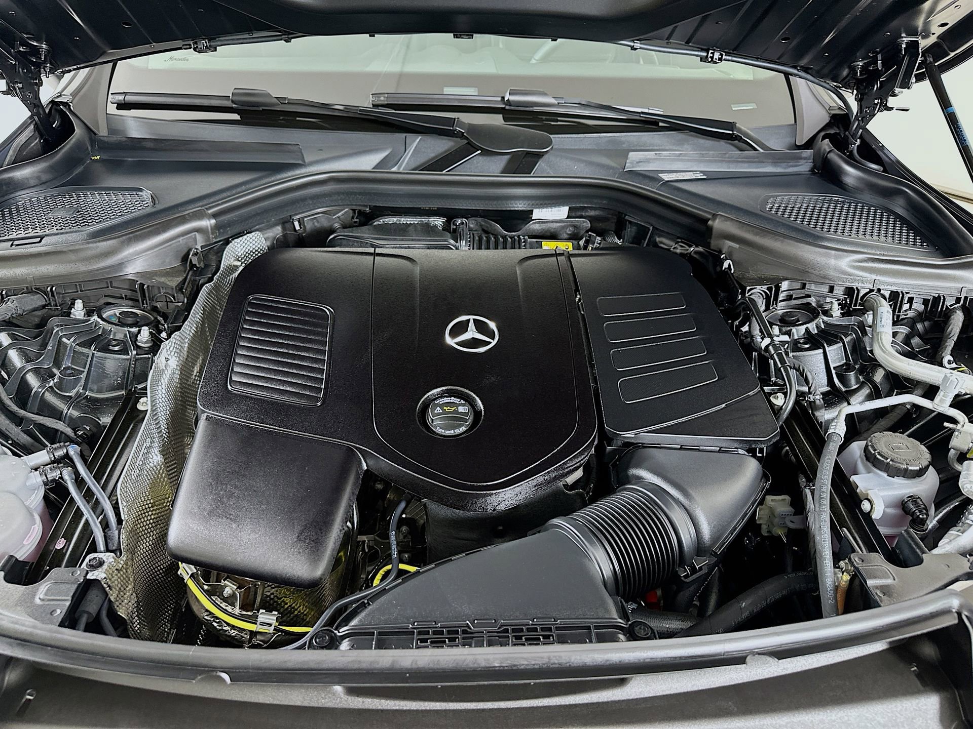 New 2026 Mercedes-Benz GLC 350e 4MATIC image 33