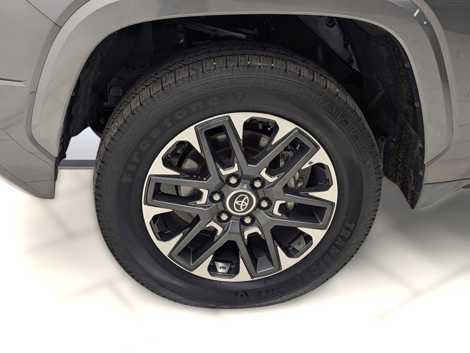 Used 2022 Toyota Tundra Limited image 9