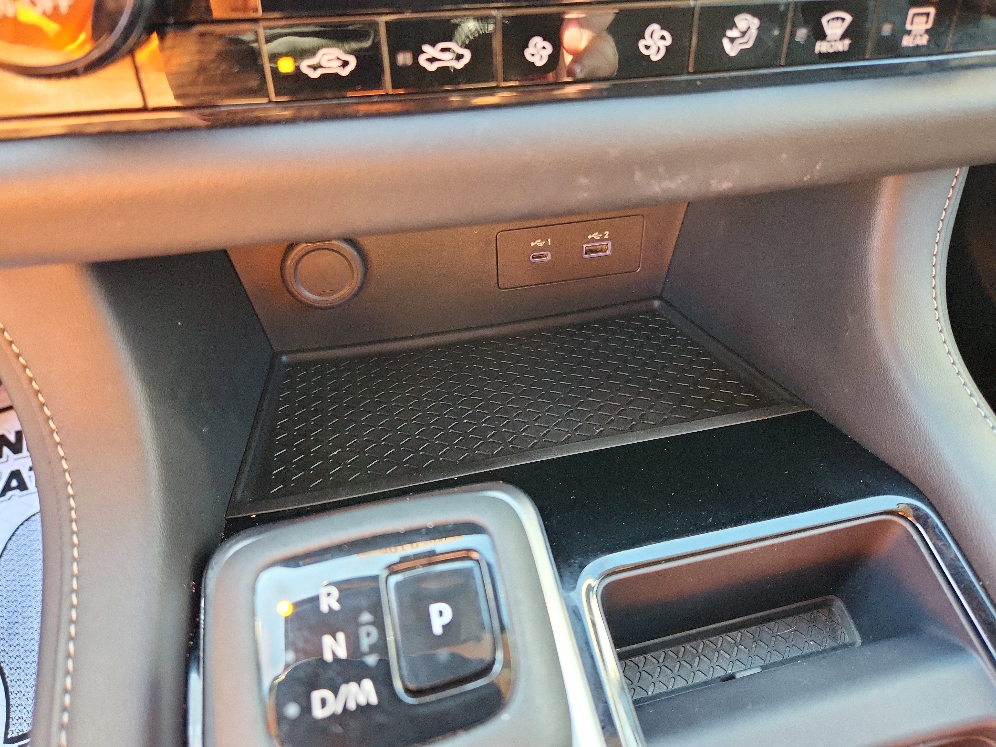 Used 2025 Nissan Pathfinder SV image 33