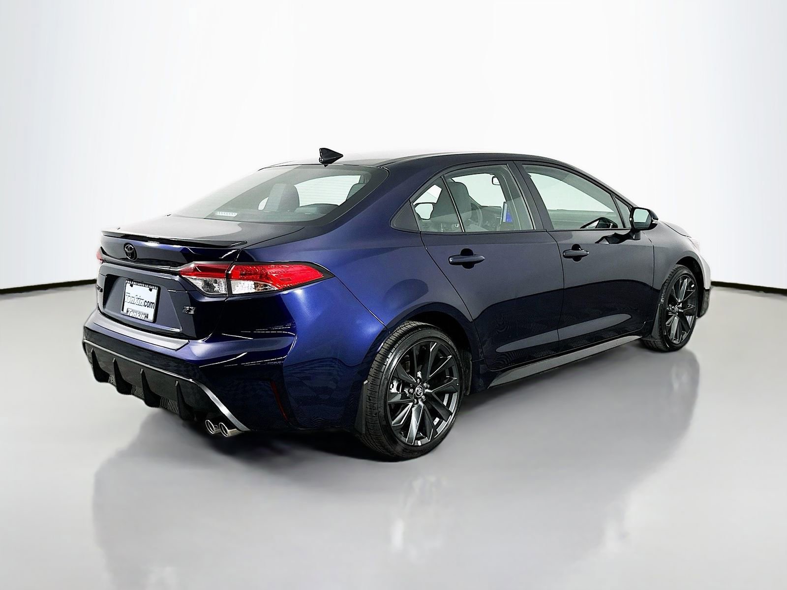 Certified 2026 Toyota Corolla SE w/ SE Package image 7