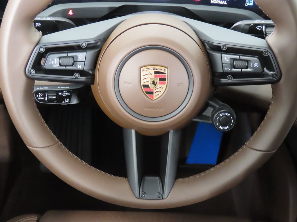 New 2026 Porsche Taycan 4S AWD/4WD image 19