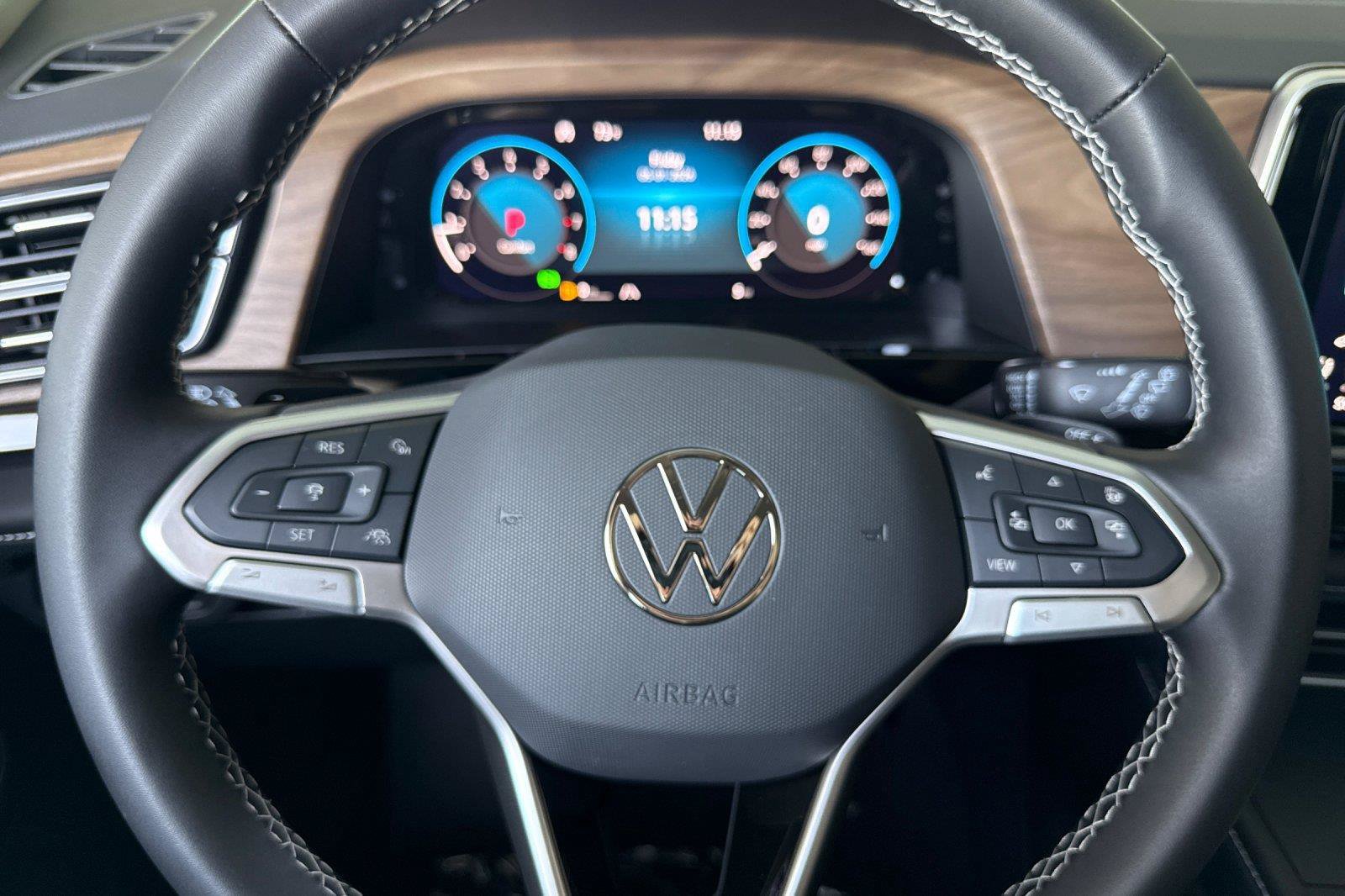 New 2026 Volkswagen Atlas SE FWD image 23
