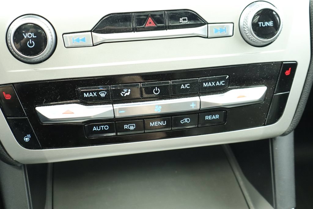 Used 2022 Ford Explorer Timberline AWD/4WD image 38