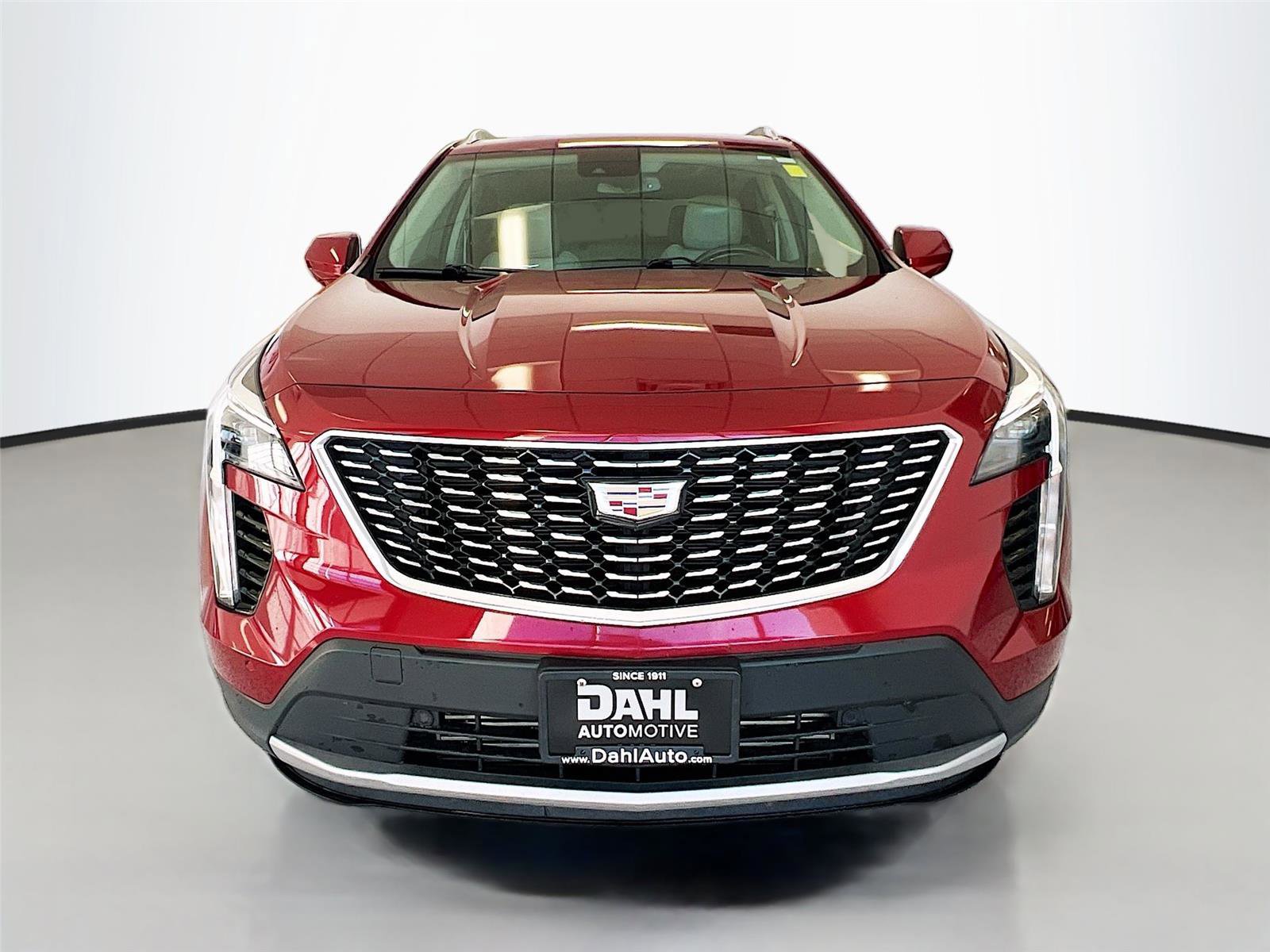 Used 2020 Cadillac XT4 Premium Luxury image 3