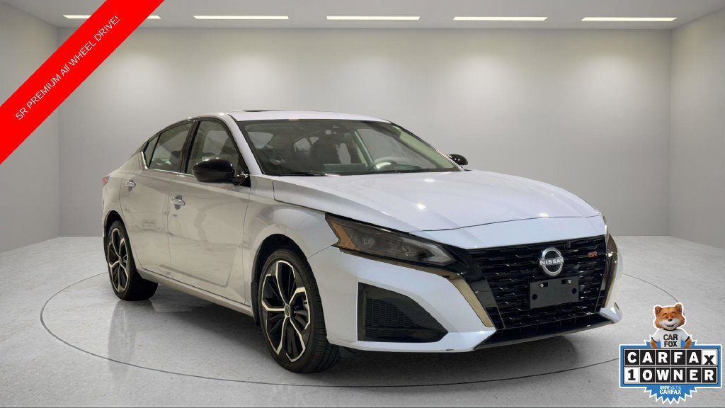 Used 2025 Nissan Altima 2.5 SR w/ SR Premium Package AWD/4WD image 1