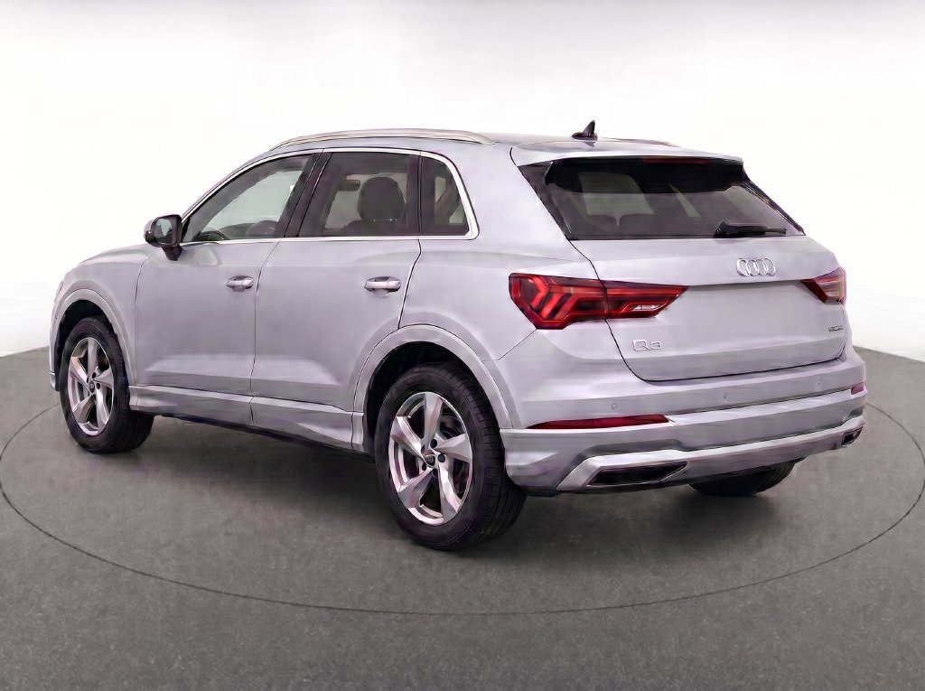 Used 2020 Audi Q3 2.0T Premium AWD/4WD image 32
