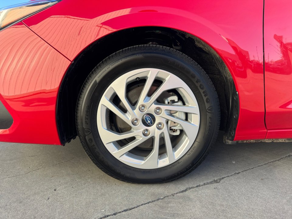 Certified 2025 Subaru Impreza 2.0i image 31